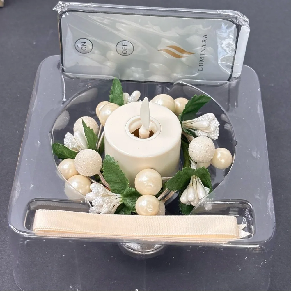 Luminara White Berry Glass Ornament Flameless Candle Remote NEW